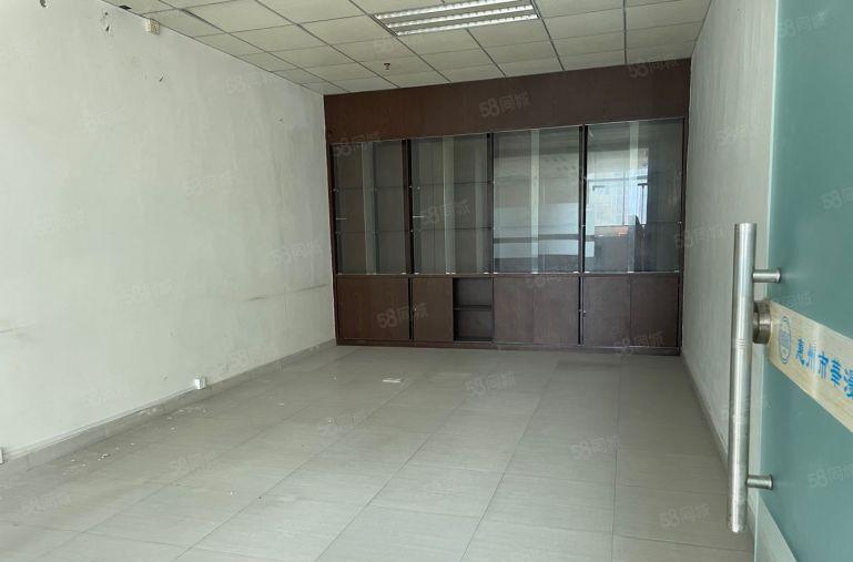 宝龙原房东无公摊小独院5000平现成办公室仓库厂房出租