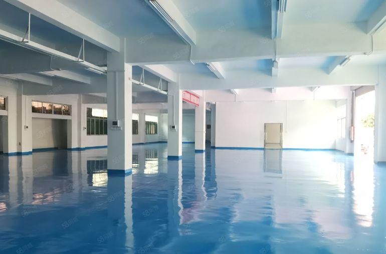 龙岗荷坳地铁口红本独院厂房仓库1200平出租带精装修易招工