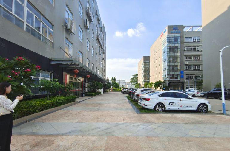 龙岗宝龙地铁站大型科技园楼上500平带装修办公仓库厂房出租