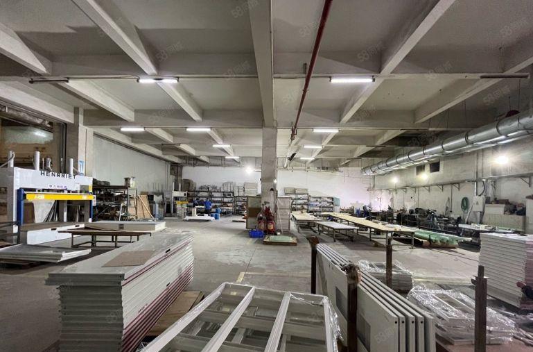 龙岗大型工业园10000平钢结构个人工业厂房带办公室出租