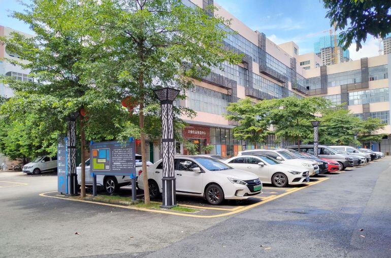 龙岗龙城广场地铁口电商园精装200平办公室厂房出租 大小分租