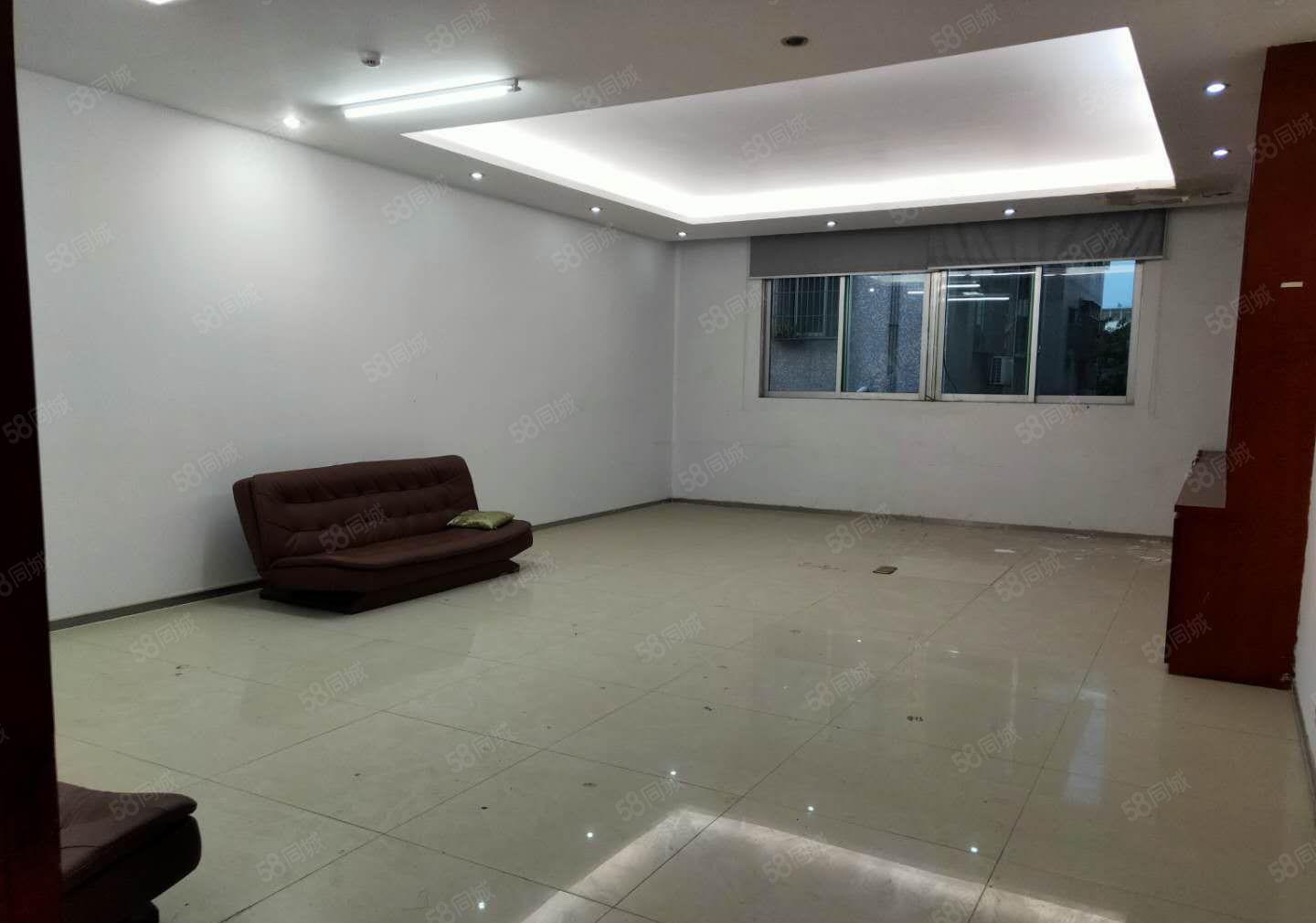 楼上300平米带装修厂房出租龙岗南联原房东厂房出租仓库出租