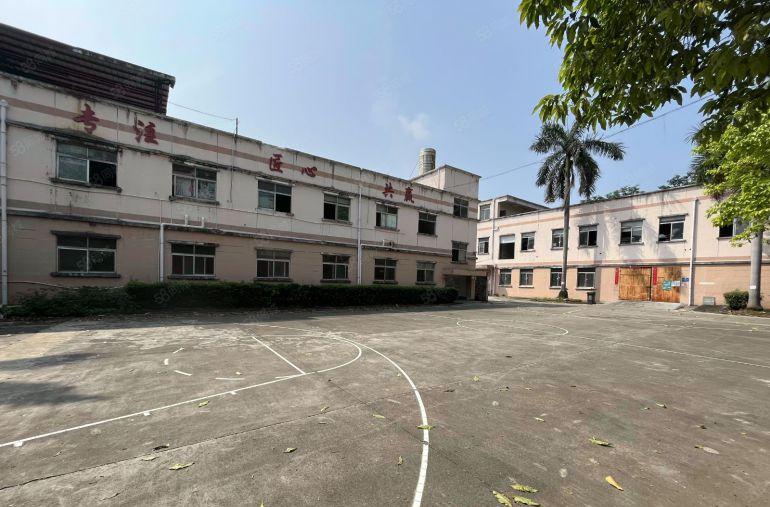 原房东，龙岗中心城龙城广场地铁口独门独院3000平合同8年