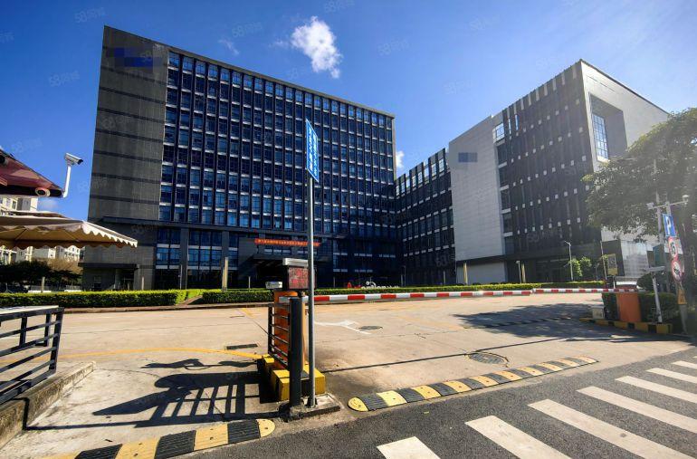 龙岗宝龙地铁站原房东科技园楼上带装修500平研发办公厂房出租