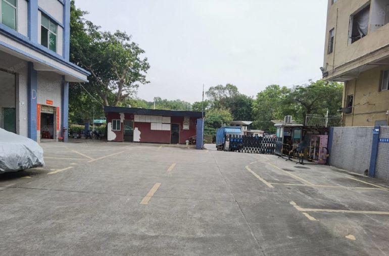 （出租）坂田雪象工业区独门独院2000平！带装修房东直租