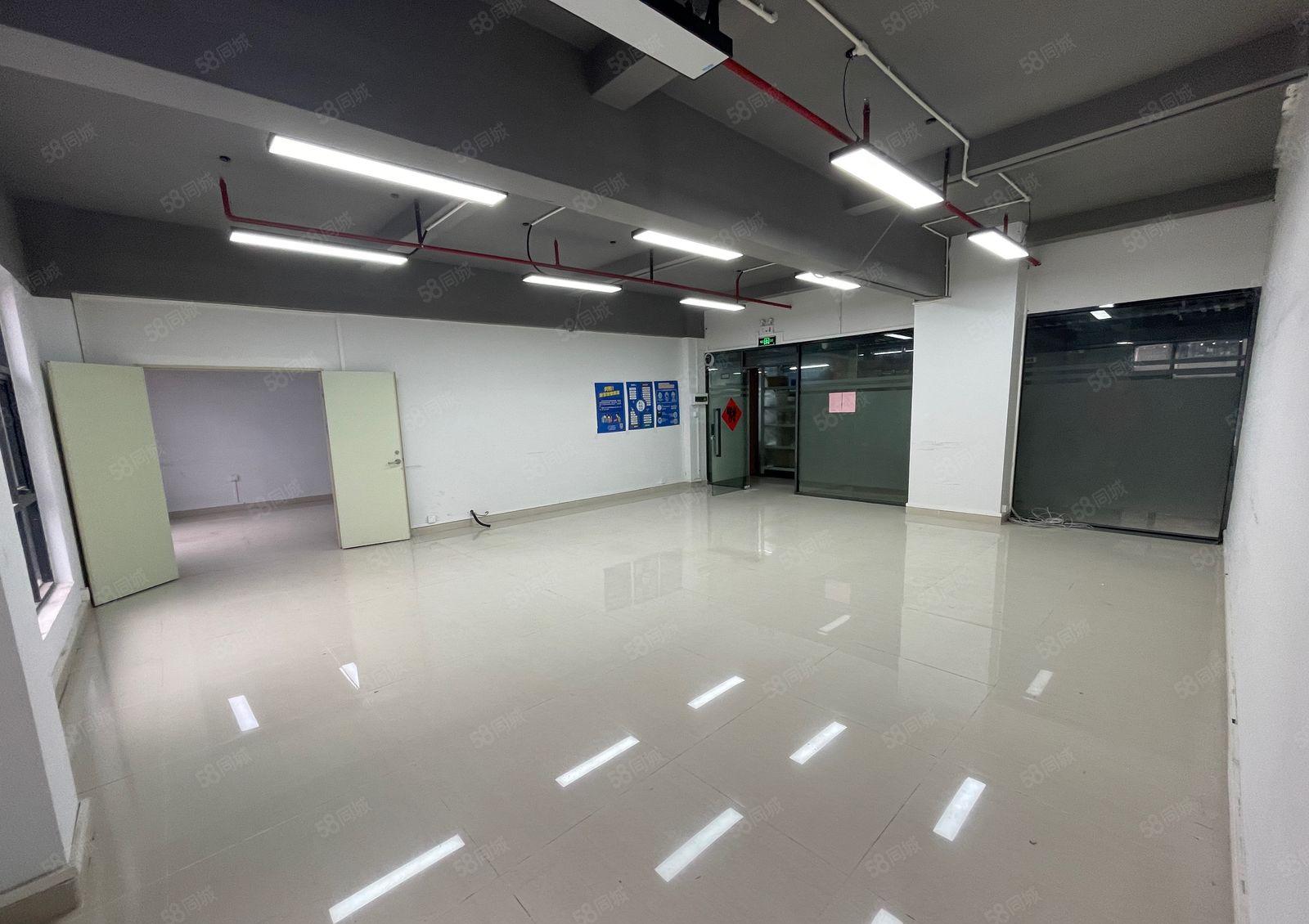 坂田北地铁站楼上200平米办公室出租可以分租75平米