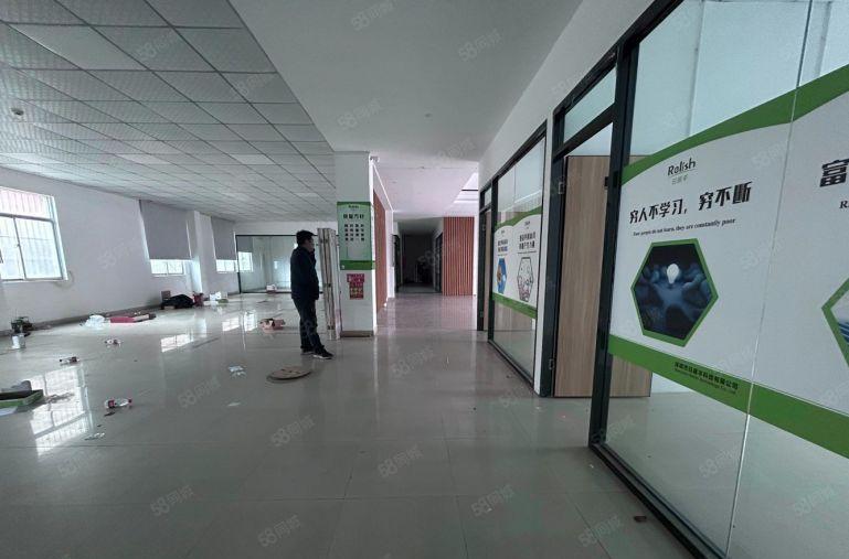 14块底价！龙岗区坪地坪西工业区楼上500平米精装修厂房出租