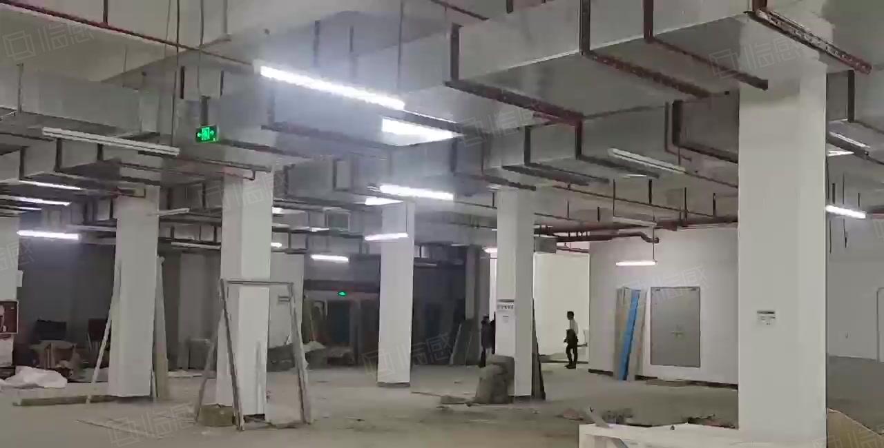 龙岗地铁口物业 商业整层直租 行业不限 适合汽车行业 展示好