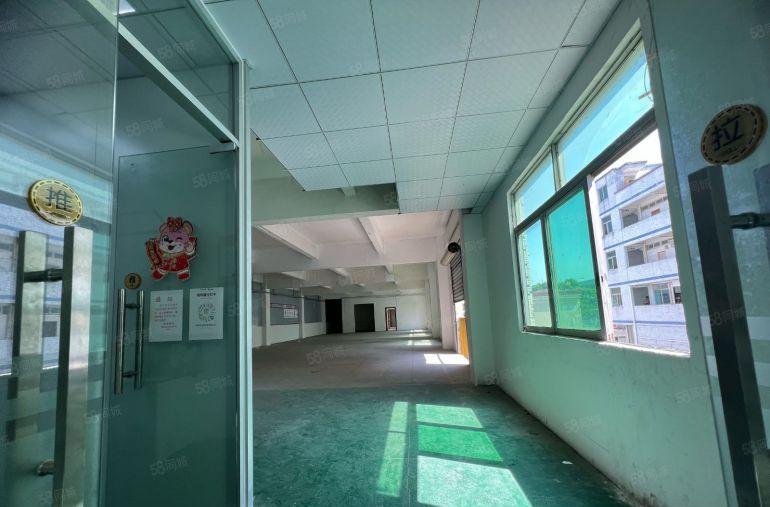 层高6米龙岗坂田标准厂房一二楼各1380平现成办公室地坪漆