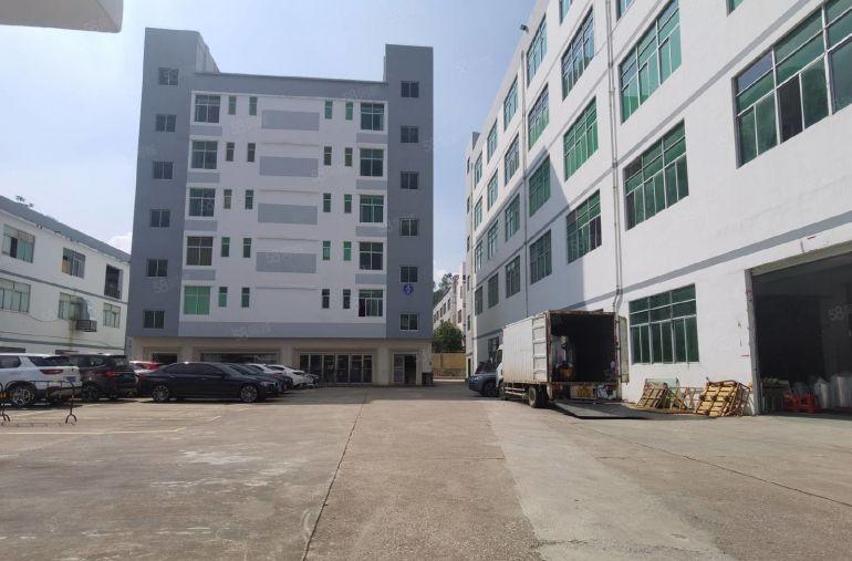 龙岗中心城工业园新空出3楼800平方精装修办公室厂房仓库出租