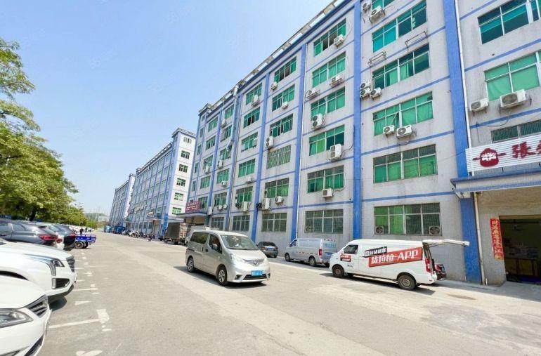 坂田一楼上雪科技园单层2000平米带装修厂房仓库出租