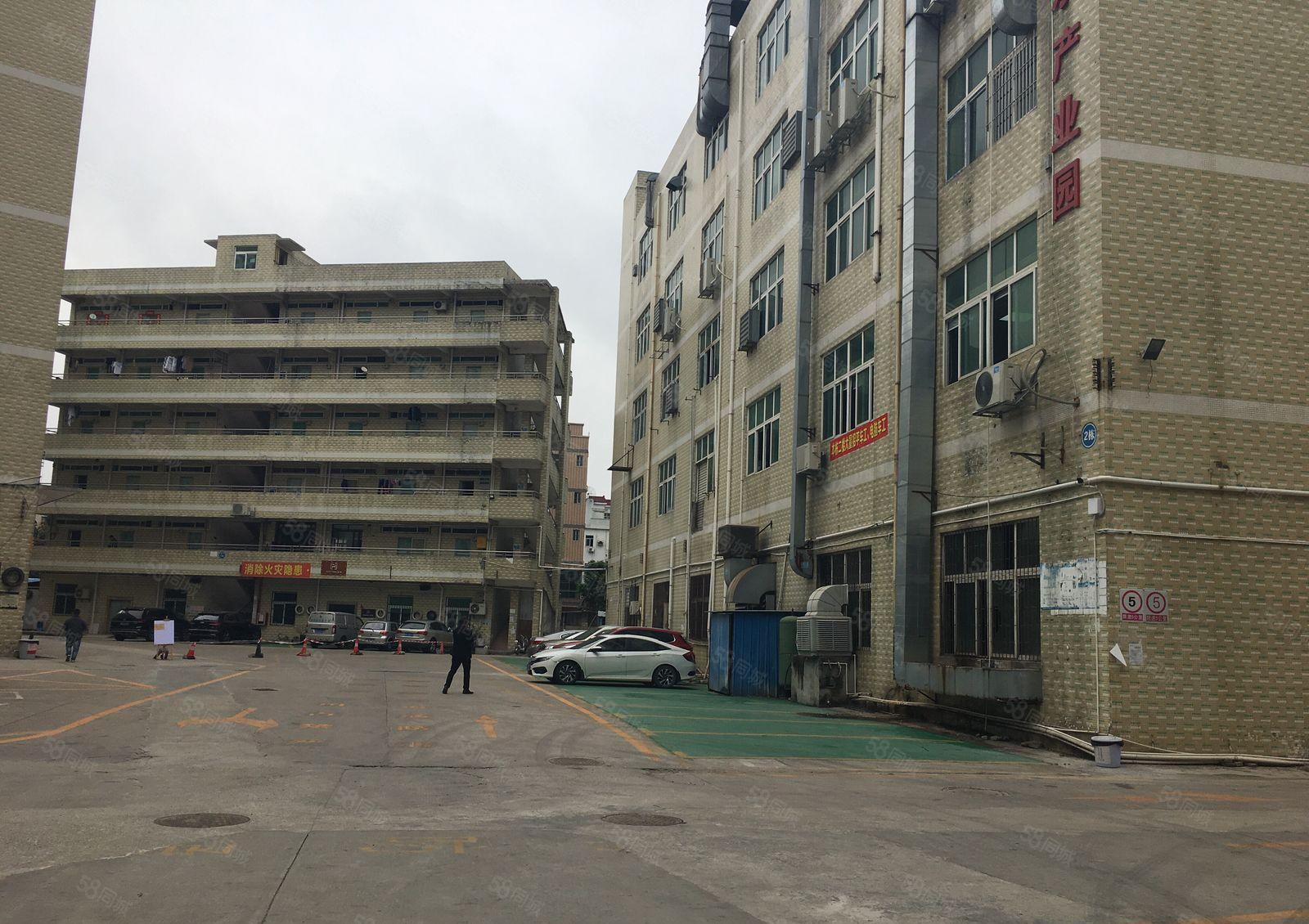 坪地1500平米精装修厂房出租，红本厂房，高速出口，可办环评