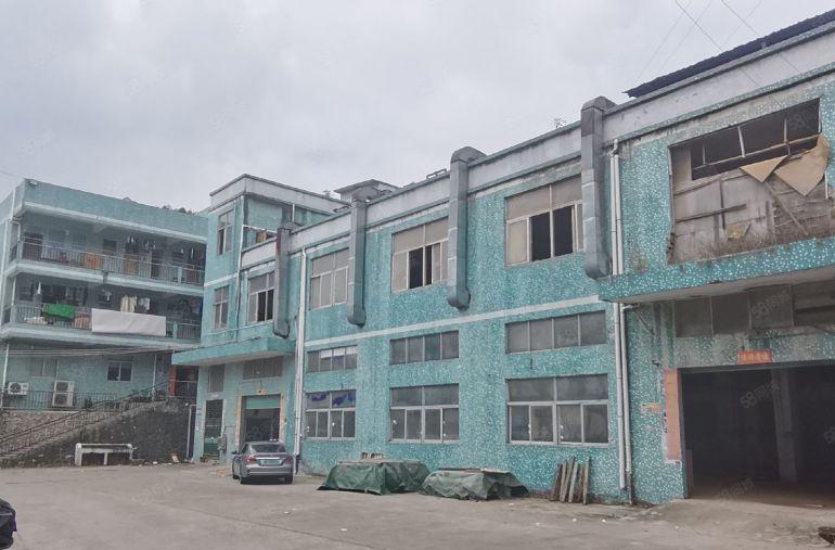 同乐工业园一楼层高5.2米可挂行实在面积800出租合同6年