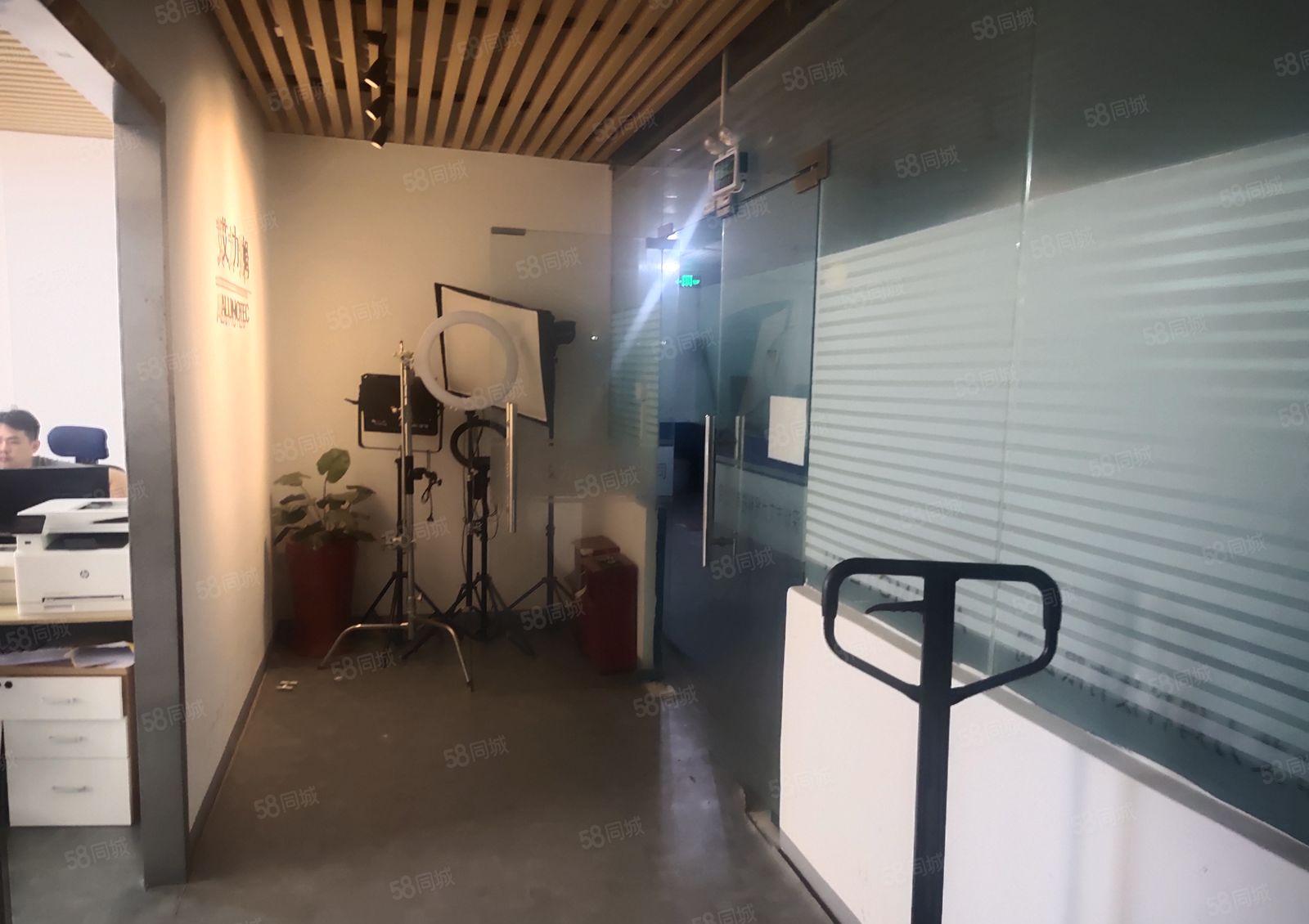 龙岗中心城爱联精装修电商办公小加工厂房280平方出租