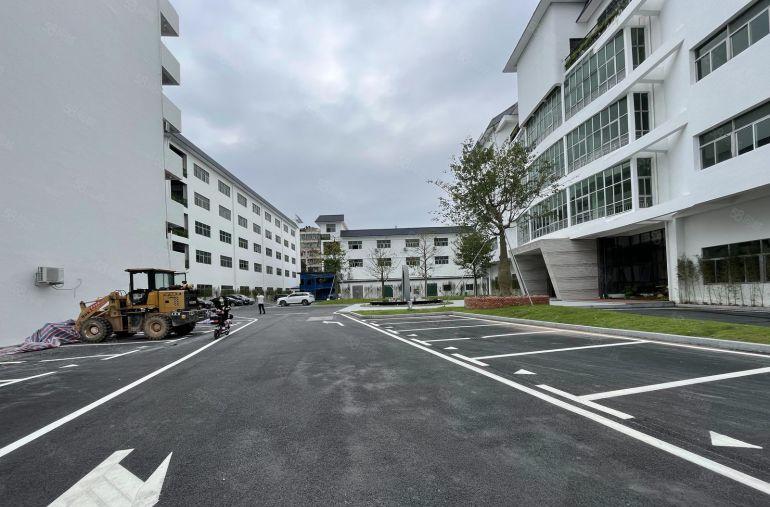 横岗六约地铁口3000平原房东红本厂房出租电商仓库分租空地大