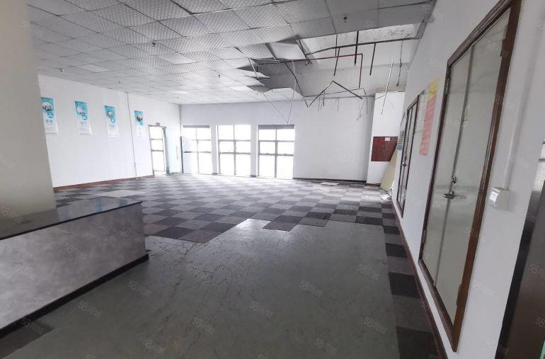 龙岗南联原房东工业园新出楼上1980平带装修厂房出租可分租