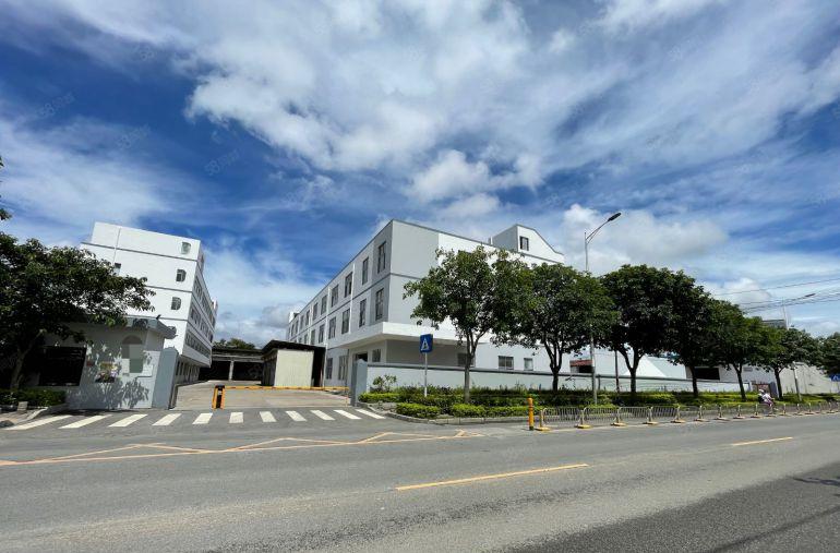 六约地铁站附近新出红本独院厂房5000平方，实际面积出租