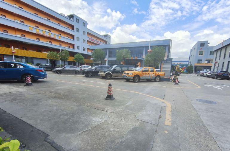 电商外贸龙岗中心城地铁口300平方精装修办公室厂房仓库出租