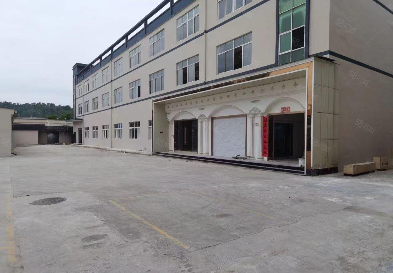 龙岗爱联独门独院标准厂房一楼1100平方，大小可分租