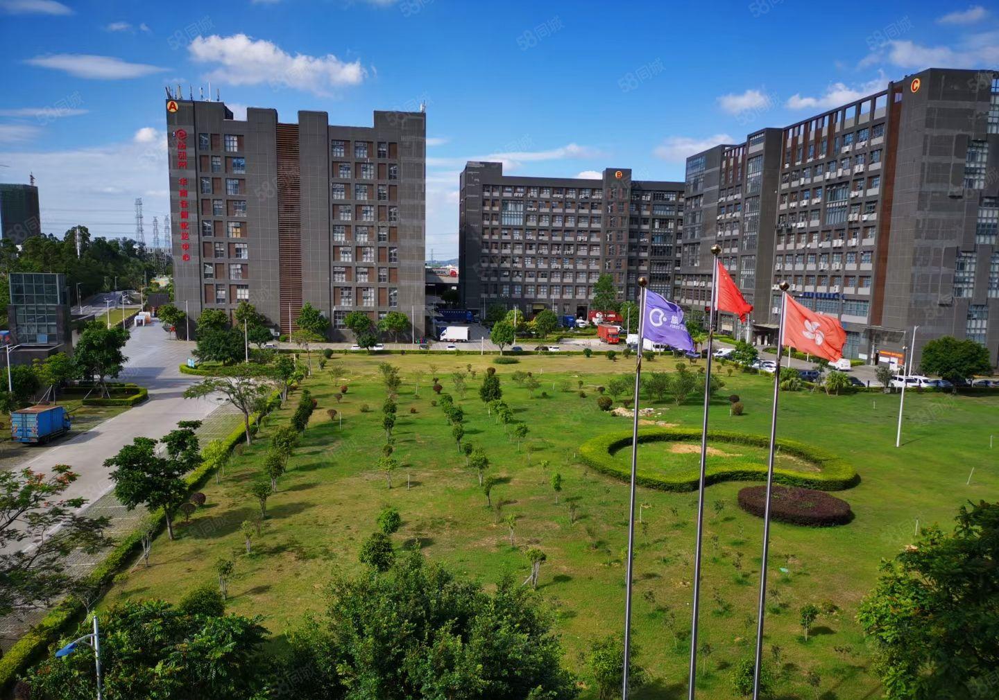 平湖白泥坑海吉星物流园边上了5米高1楼1500平方出租可分租