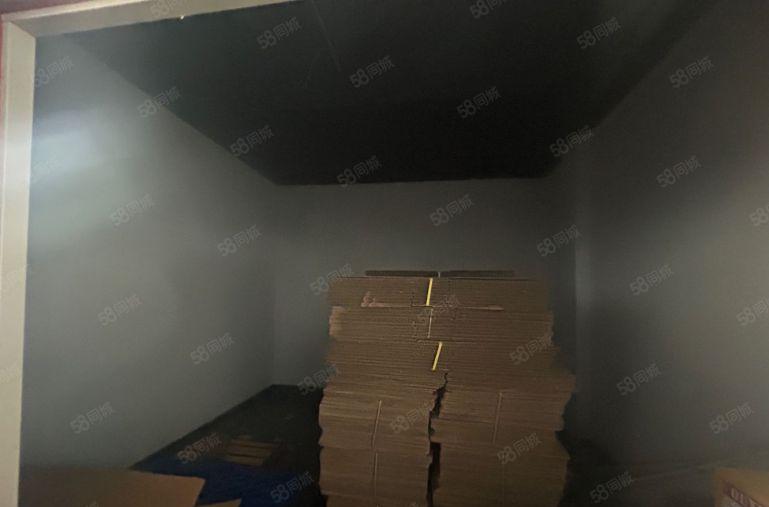 平湖600平小面积厂房出租300平起分租低价出租带精装修