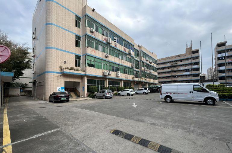 平湖富民工业区3000平独院厂房仓库出租可分500平1000