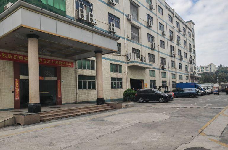 深圳龙岗区平湖上木古地铁口厂房出租一楼2000平红本原房东租