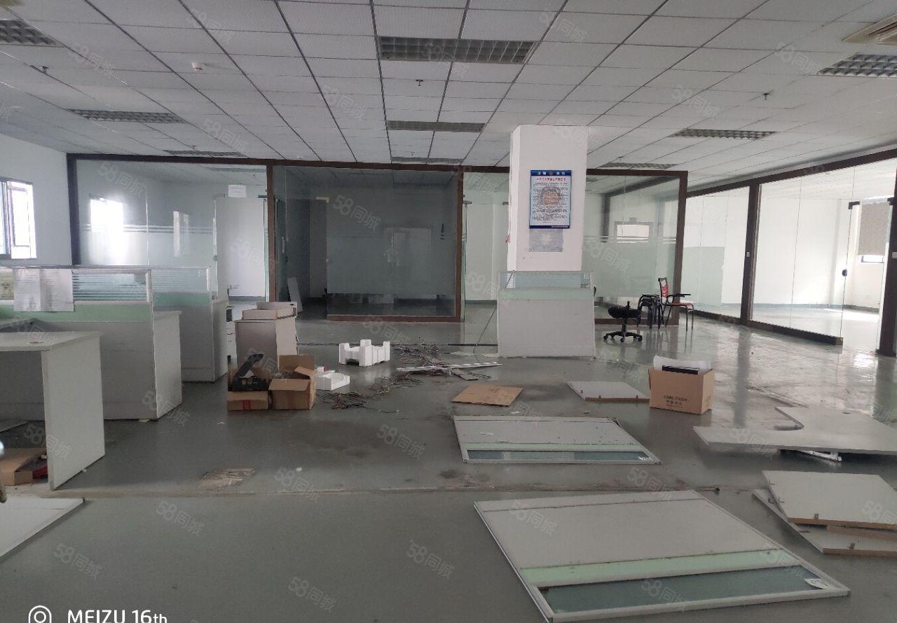 龙岗区坂田雪象地铁站附近工业园新出一二楼标准厂房2000平