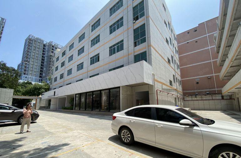 16元村委直租龙岗新出4000平独门独院精装办公仓库厂房出租