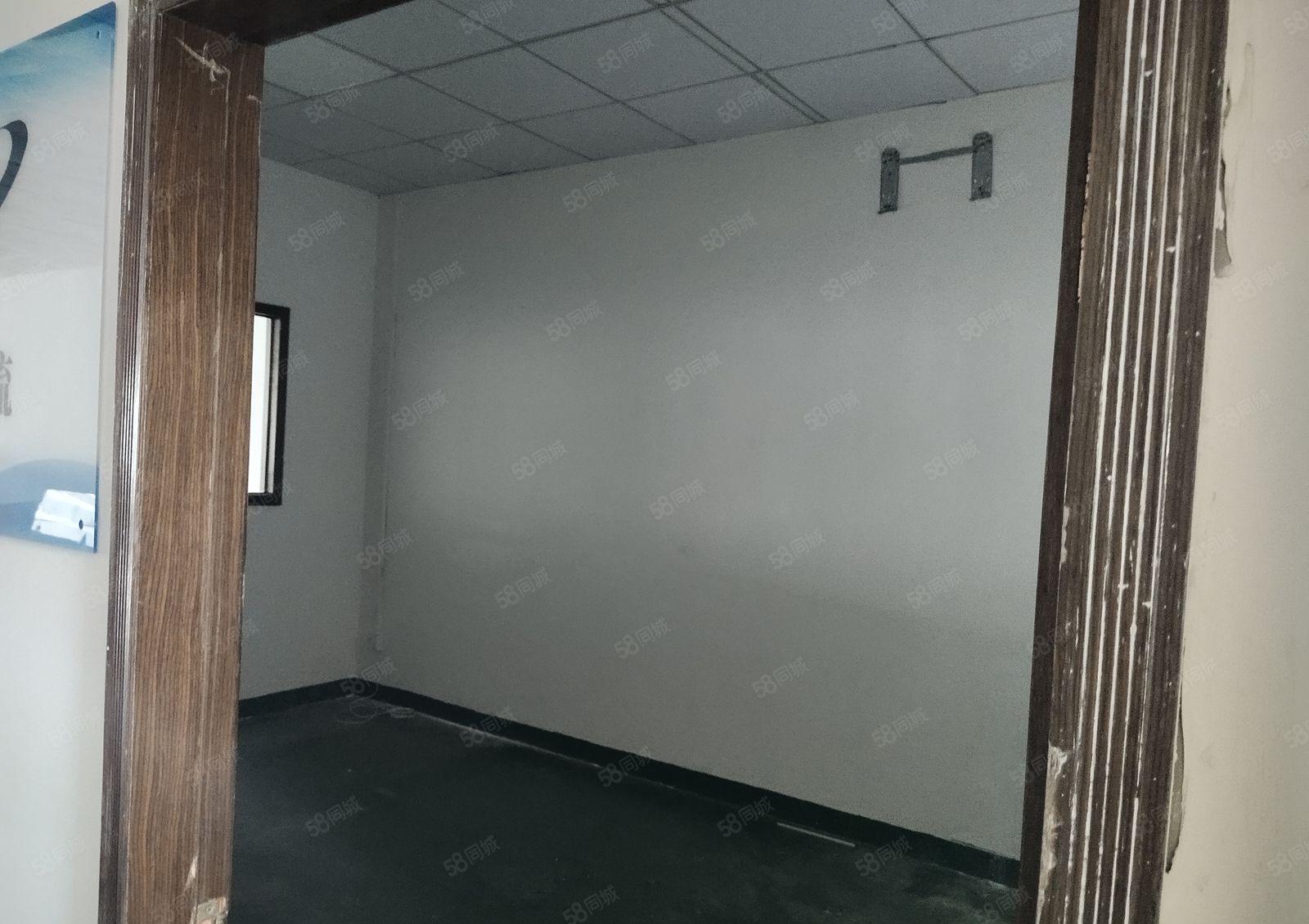 真实图片精装修爱联嶂背工业区一二楼厂房100平方至378平方