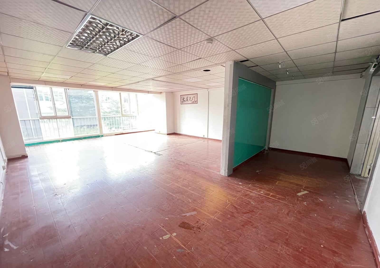 坂田杨美地铁站270平精装办公室，仓库出租，适合电商，办公