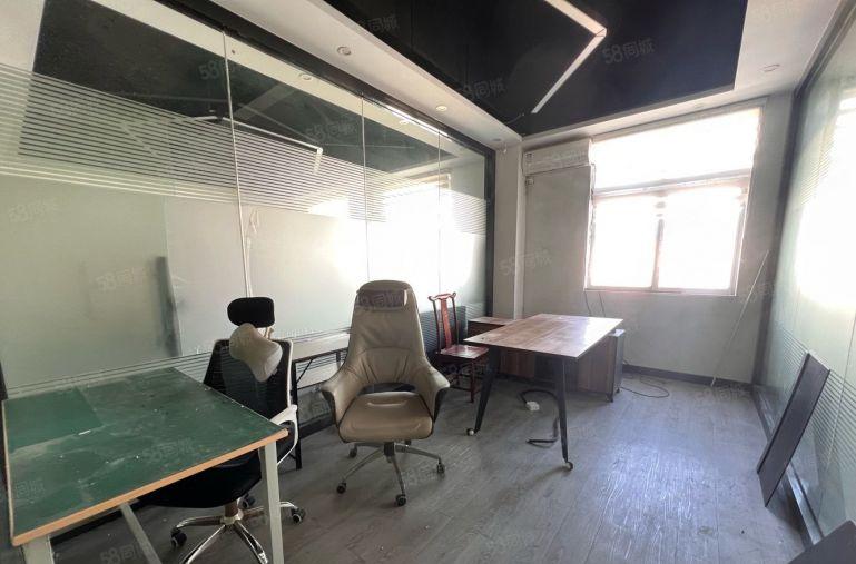 横岗地铁口原房东厂房电商仓库办公500平方现成精装修拎包入驻