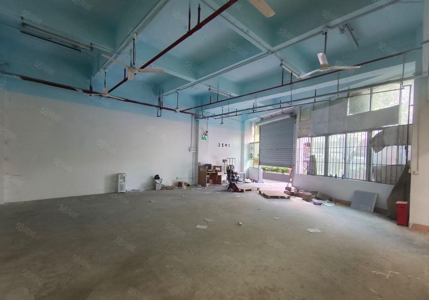 坂田杨美地铁站一楼245平带两个办公室，卸货平台，水电齐