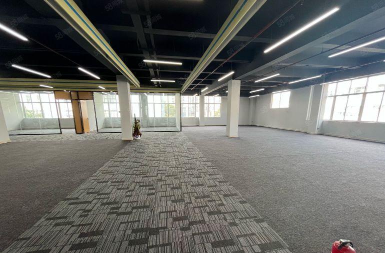 横岗整层2000平，原房东实际面积出租，带装修厂房出租