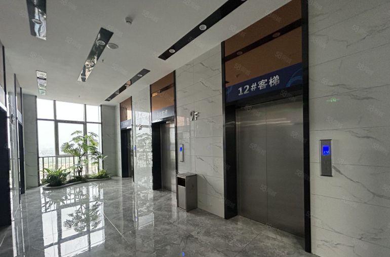 办公研发 龙岗宝龙地铁口科技园精装200平办公室厂房出租