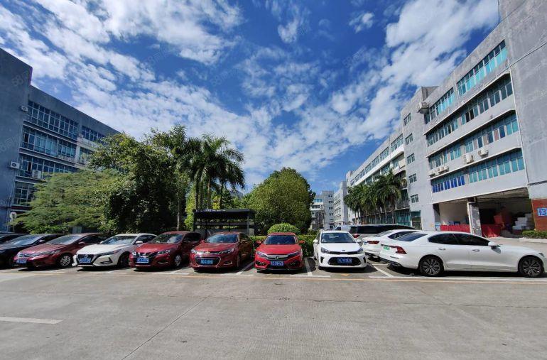 一手房东！龙岗坪地低碳城新空出整栋1万平方红本厂房仓库出租