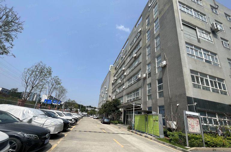 龙岗黄阁坑地铁口产业园楼上500平方精装修办公室仓库厂房出租