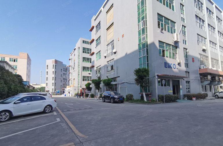 龙岗平湖禾花地铁口2000平厂房出租200起分租带红本