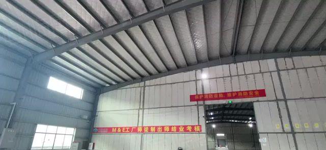 平湖钢结构仓出租高速口单一层15000平滴水9米大小面积可分