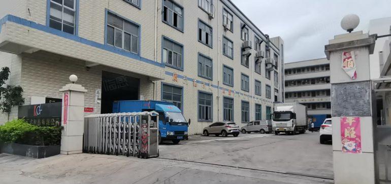 特价16块 平湖辅城坳独院4楼厂房出租1080平大小分租仓库