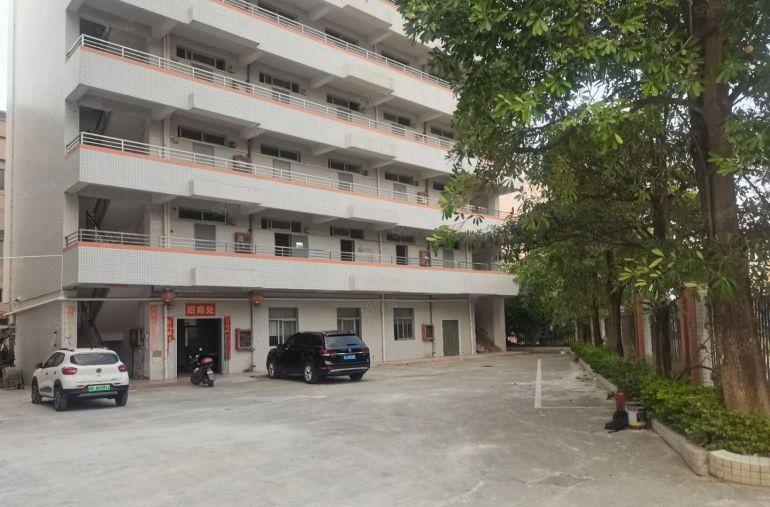 龙岗区坪地街道花园式独门独户厂房12000平米厂房出租可分租