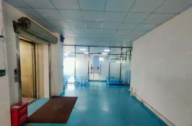 布吉坂田新出1000平米带地坪漆厂房 原房东红本厂房