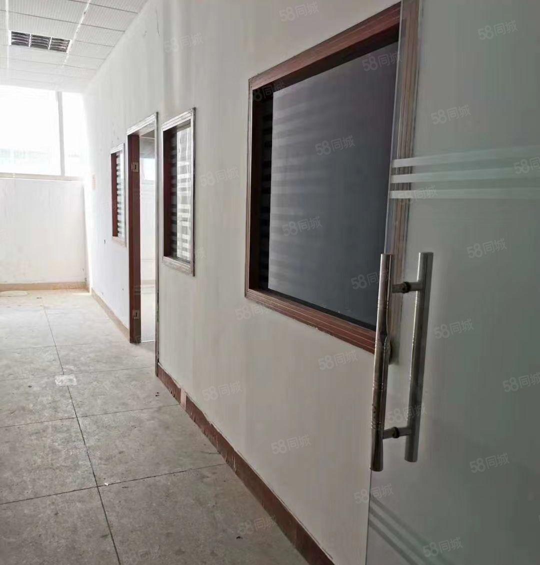 龙岗镇尤东工业区厂房二楼1250m2现成水电地板漆办公室