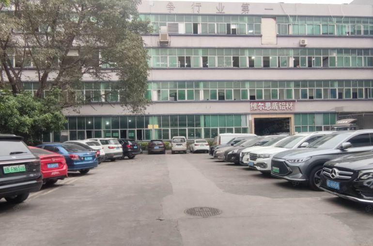 坪地坪西新出3000平一楼厂房出租