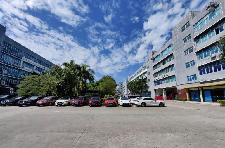 布吉上李朗地铁口工业区1000平方厂房仓库出租大小分租