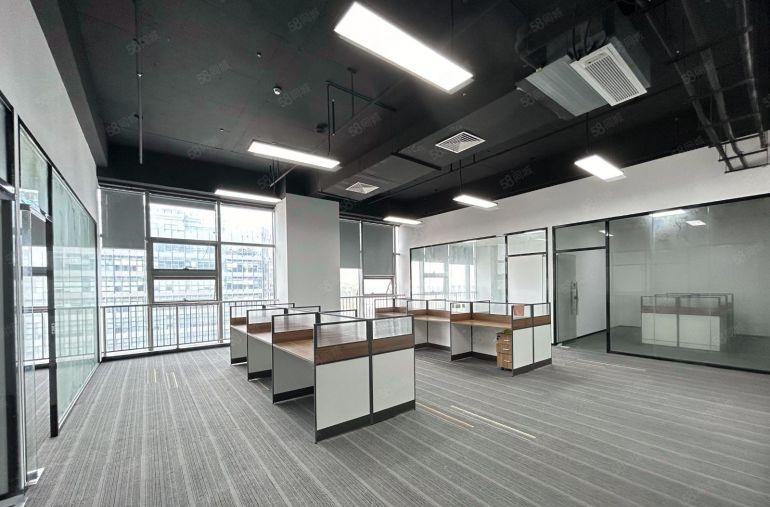 龙岗龙城广场地铁口办公楼精装25至860平带家私办公室出租
