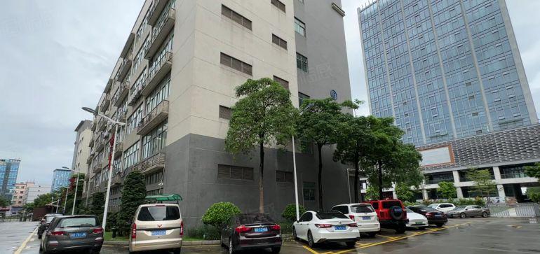 龙岗宝龙8000平原房东工业园红本独院厂房出租可办环评