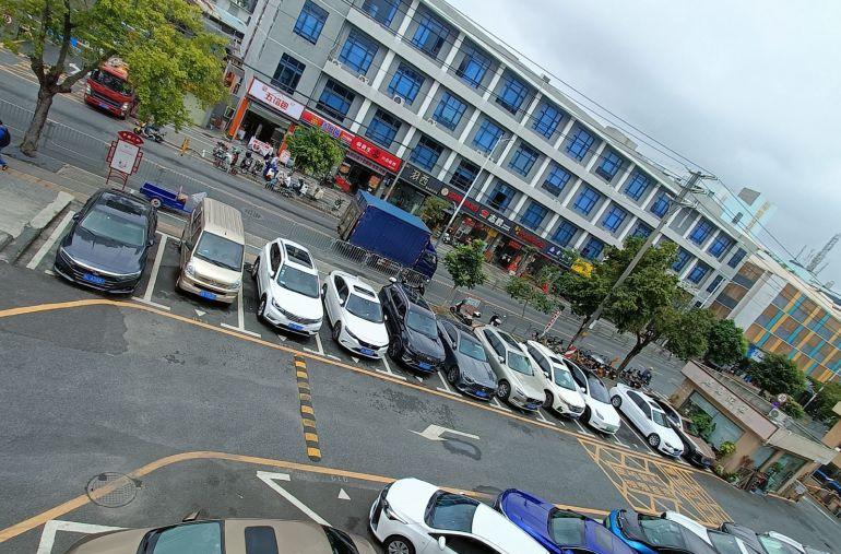 横岗塘坑地铁站320平米现成装修电商办公室仓库