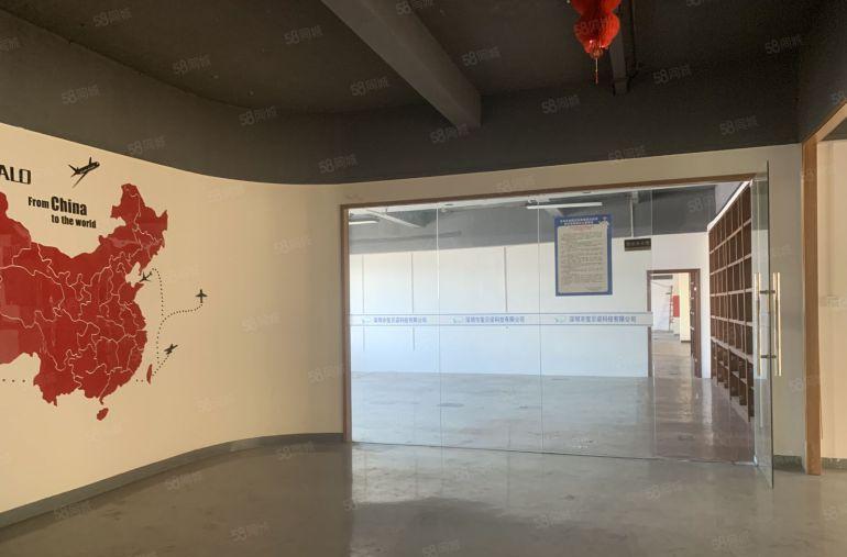 龙岗同乐地铁站附近3楼精装修1300平厂房仓库出租带装修可分