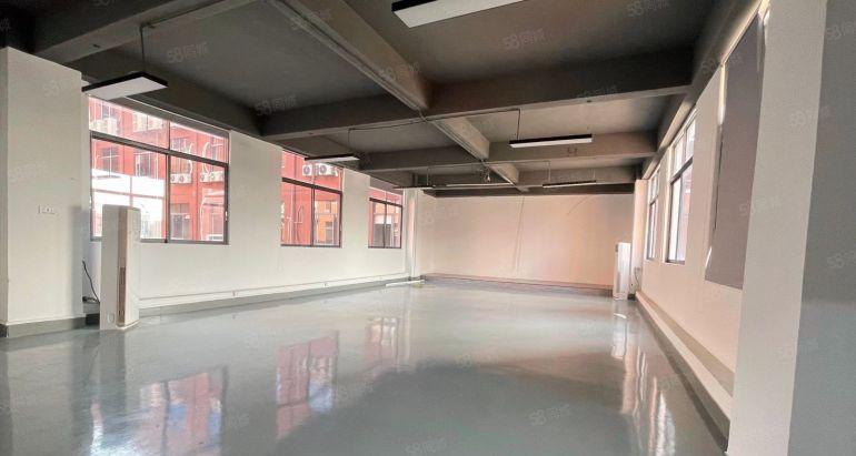 坂田地铁口电商园办公加仓库楼上100到500平起租园区空地大